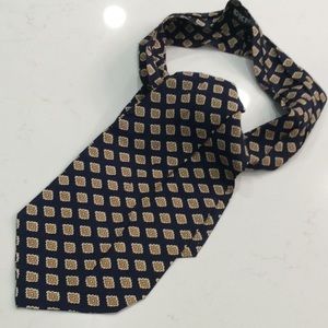 DKNY Men’s Ascot